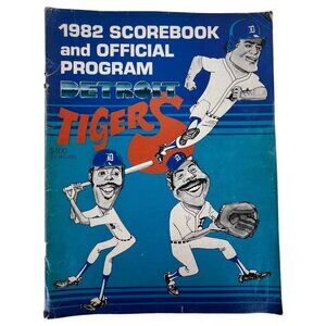 1982 Detroit Tigers Scorebook & Official Program MLB Vintage Baseball